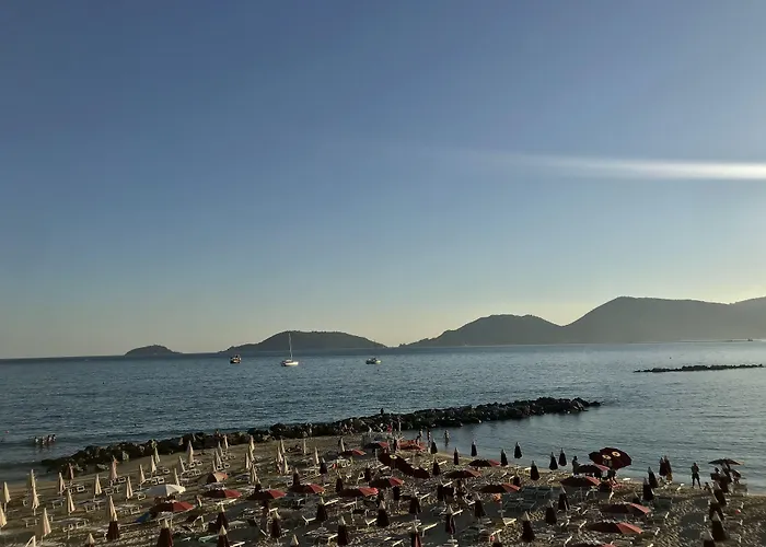 Πανσιόν Approdo 36 Λα Σπέτσια